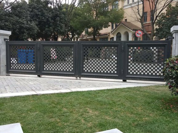 b2de9c82d158ccbf40aeef8217d8bc3eb1354173.jpg b2de9c82d158ccbf40aeef8217d8bc3eb1354173.jpg